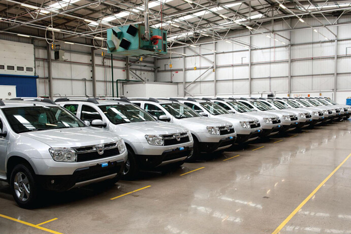 A £100 deposit will get your name on the list for one of the first cars, due January 2013.