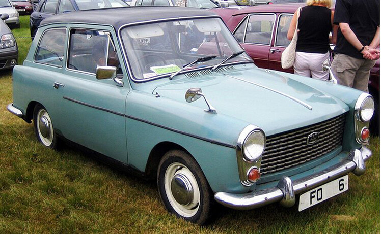 The A40 Farina is widely credited as being the world
