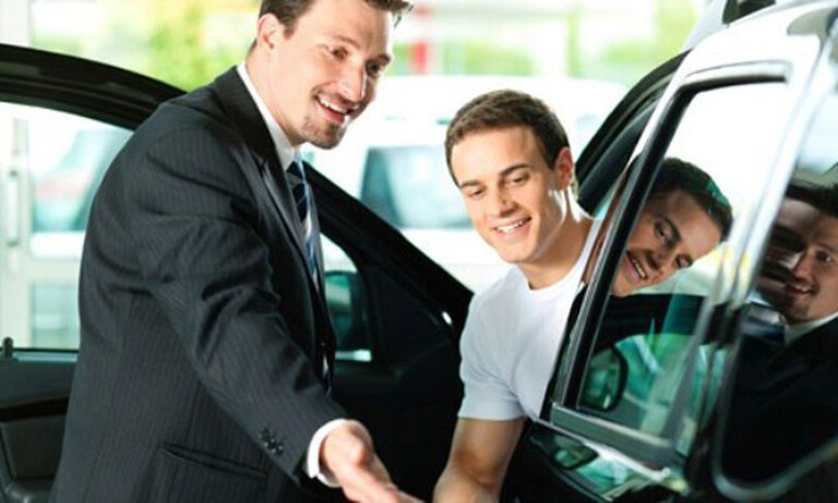 Pushy salesmen may be putting consumers off test driving new cars.