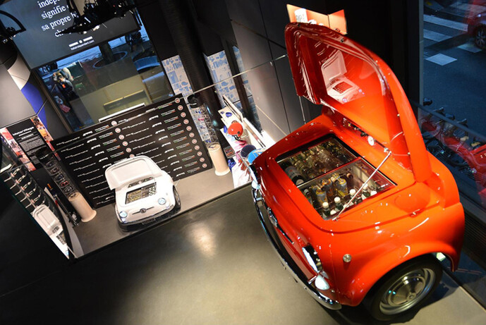 The Smeg 500 fridge is the brainchild of Smeg, Fiat and Italia Independent. 