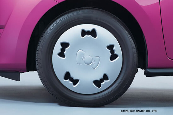 There are even Hello Kitty bows on the wheels.