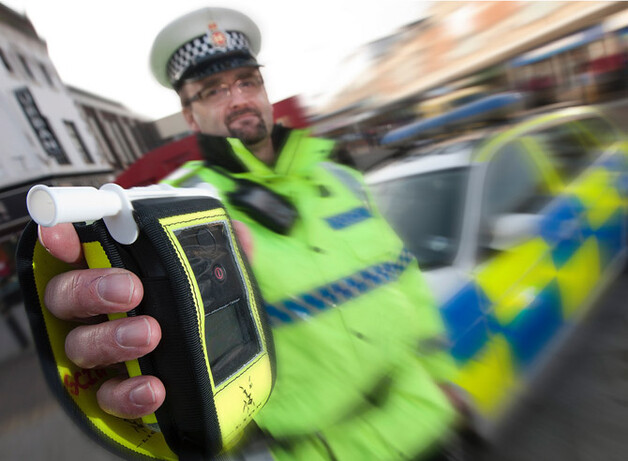 UK cops are offering £200 to those who inform them about drink and drug drivers.