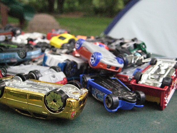 Crashes on US roads cost over $277,000 per person.