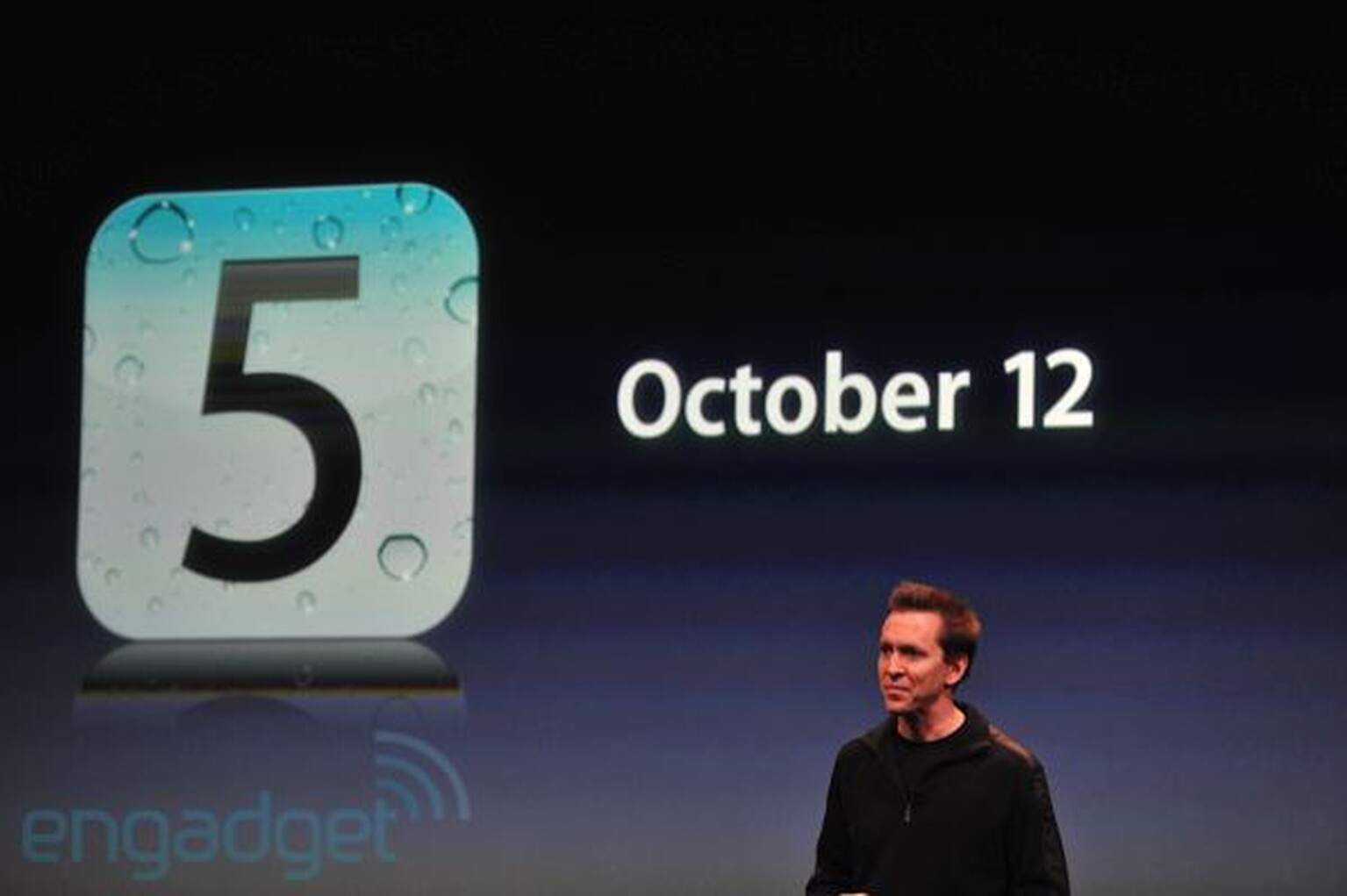 iOS 5, iCloud available October 12th
