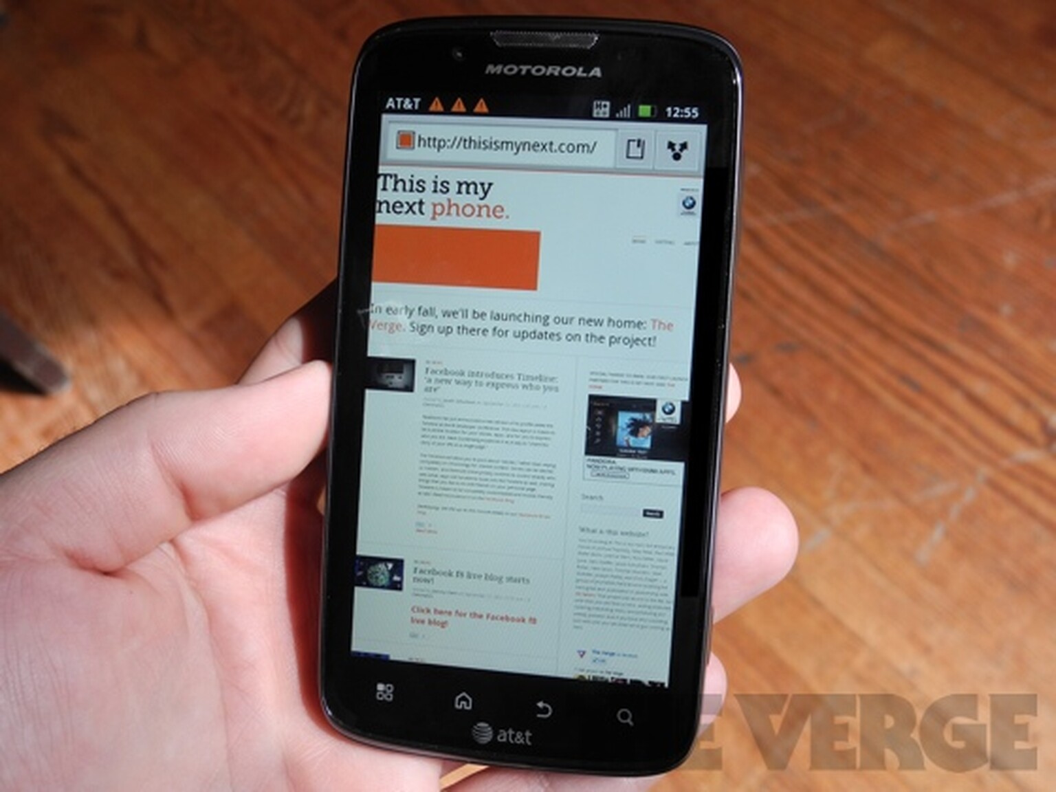 Motorola Atrix 2 gets an early hands-on