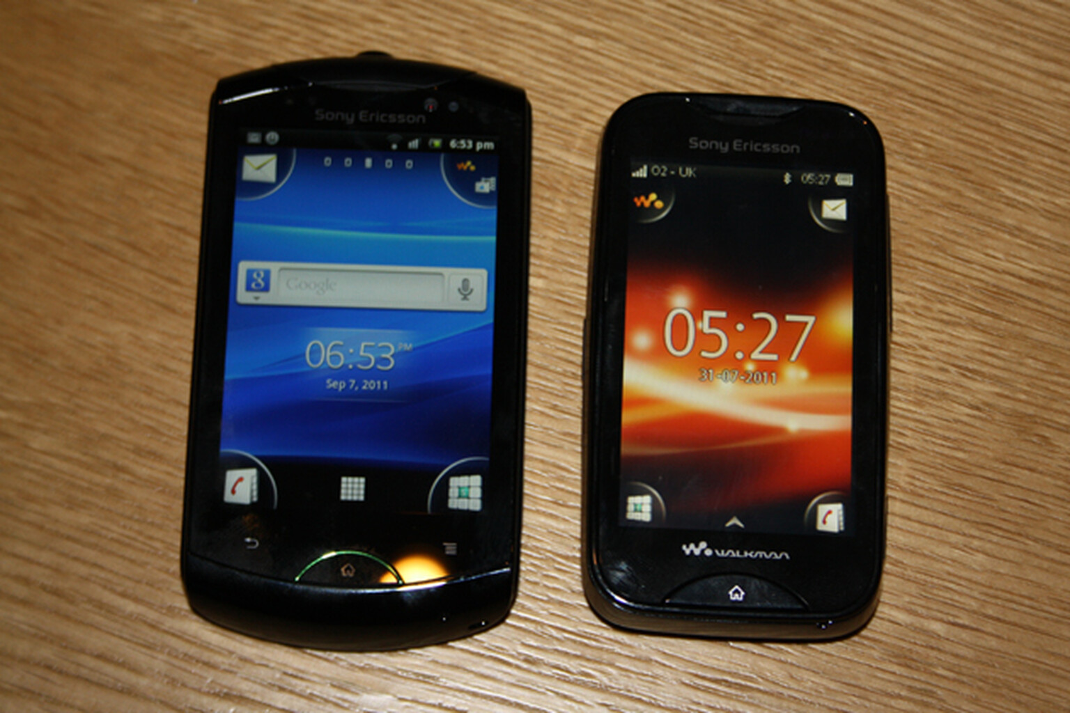 Sony Ericsson Live with Walkman and Mix Walkman: Hands-on shots