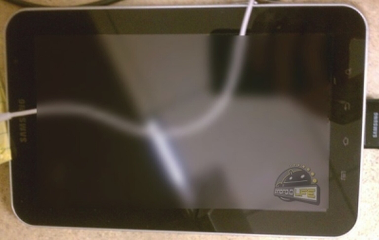 Samsung Galaxy Tab 7.7: Pictures leaked ahead of official Unpacked event