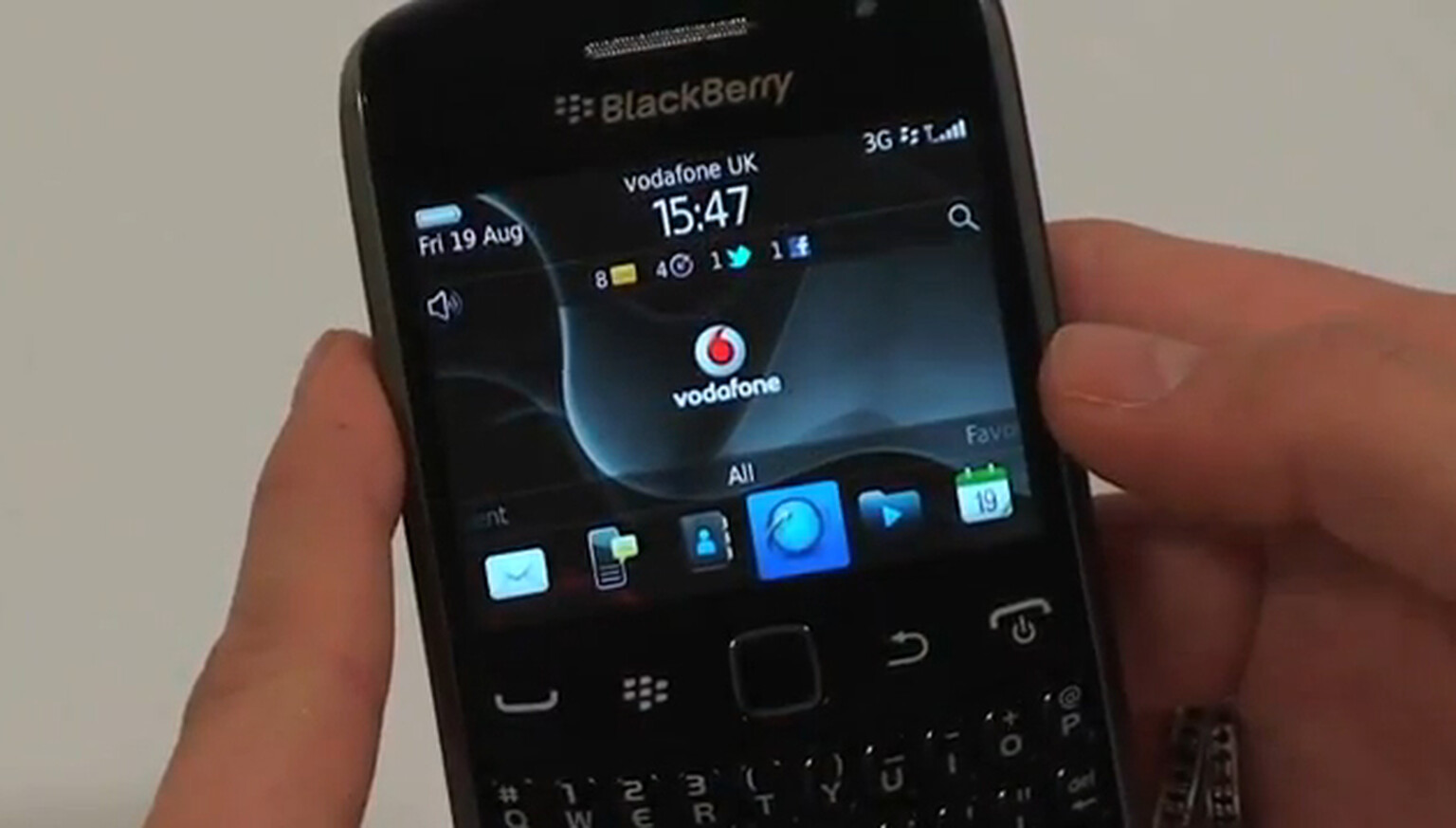 BlackBerry Curve 9360 creeps on to Vodafone Coming Soon page