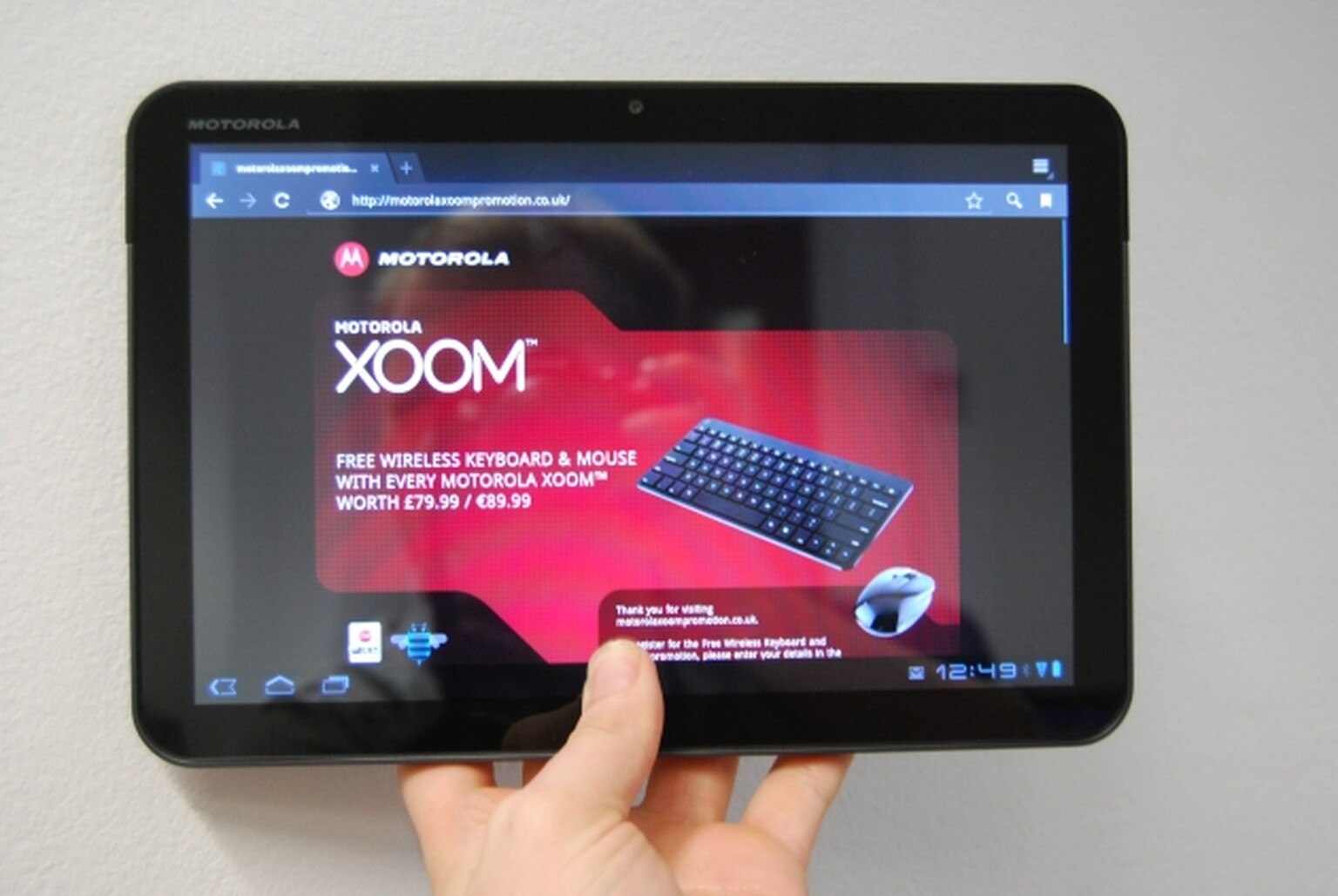 Motorola Xoom buyers rejoice: Free keyboard and mouse