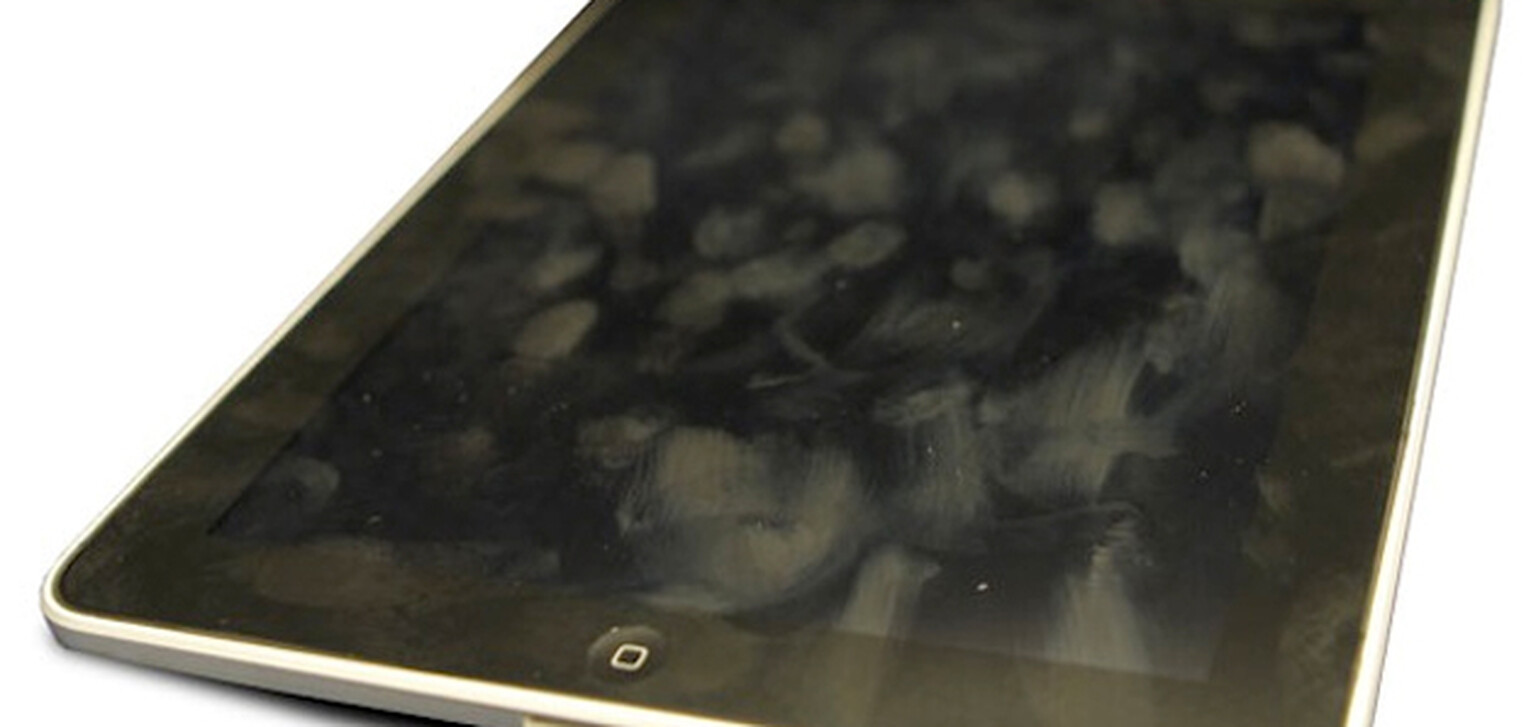 Apple patent reveals smudge-proof iPhone?
