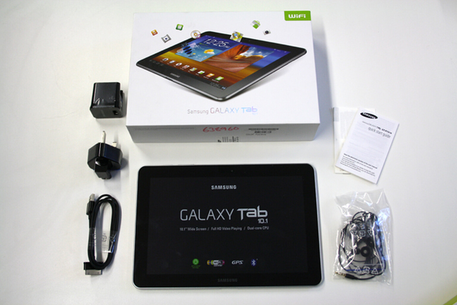 Samsung Galaxy Tab 10.1: What’s in the box?