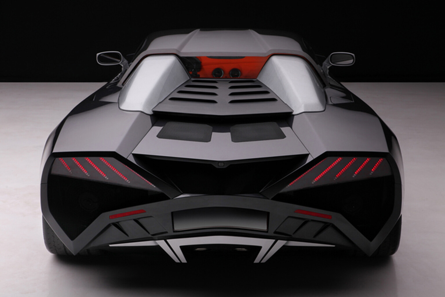 Arrinera super car confirmed, pictures suggest cheap Lamborghini alternative