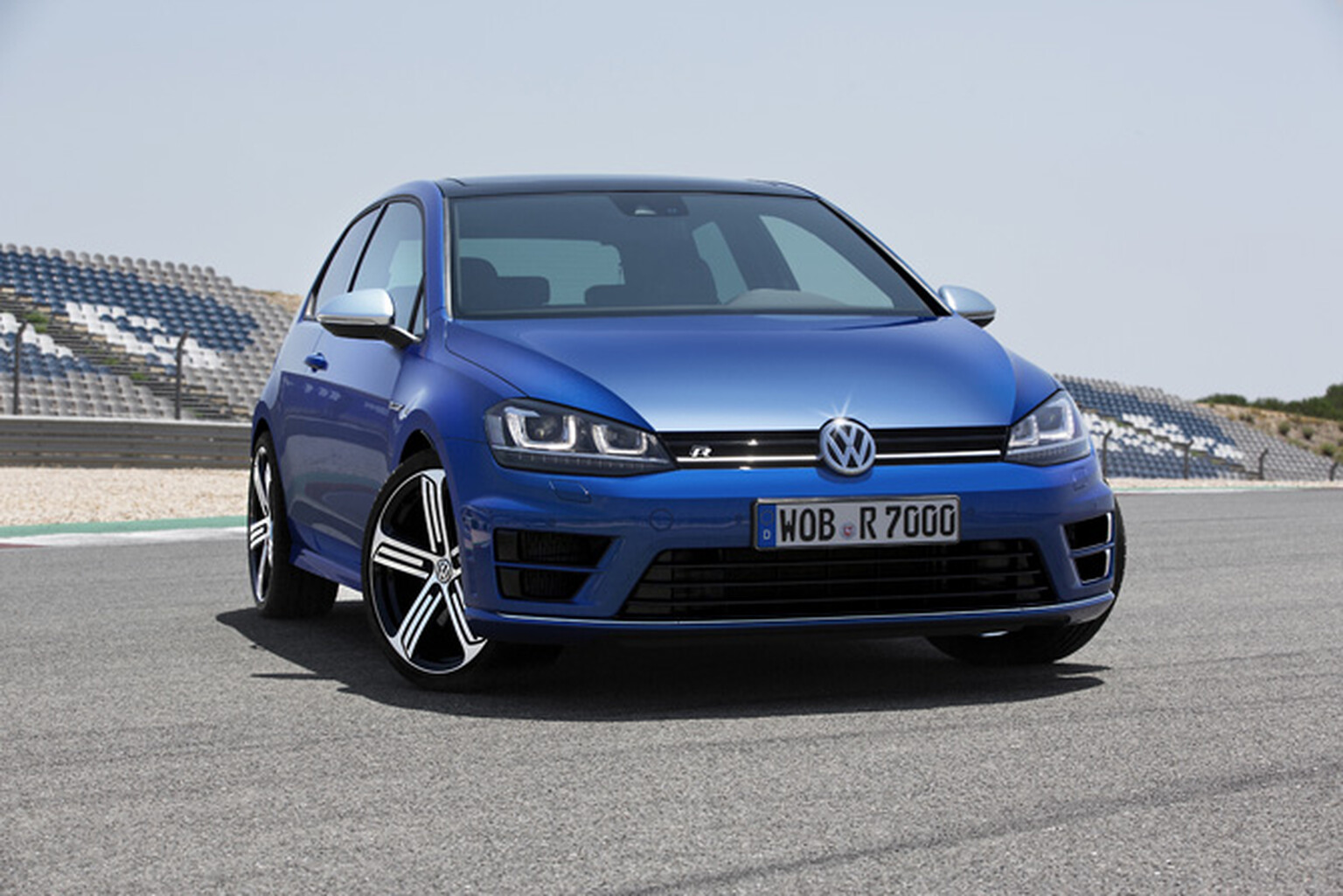 New 2014 VW Golf R is faster than ever