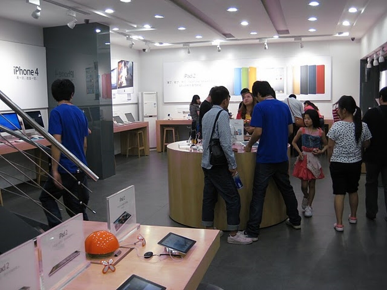 Fake Apple Stores appear in China, looks pretty good