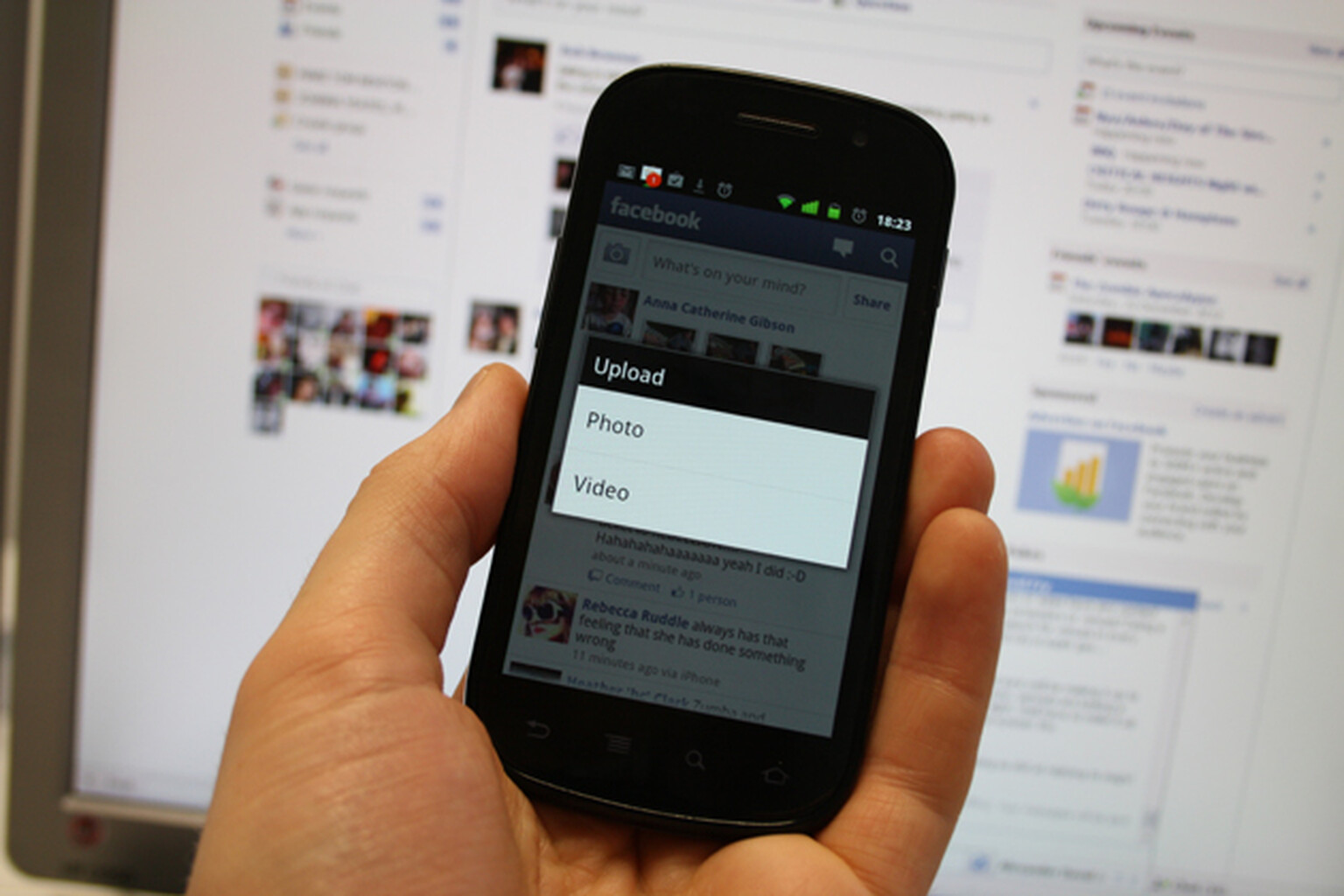 Facebook for Android updated to 1.6.0 now supports video uploads