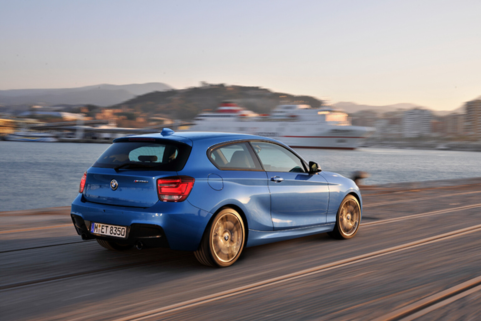 BMW enters hot hatch hoedown with M135i