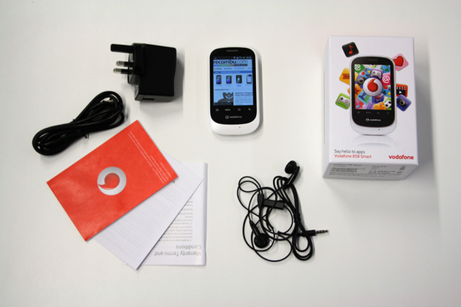 Vodafone Smart: What's in the box?