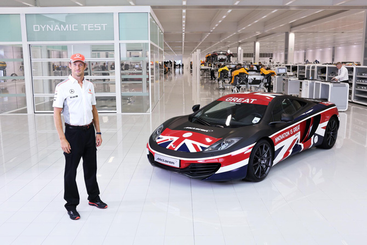 McLaren almost ruins 12C with 'GREAT' british Livery