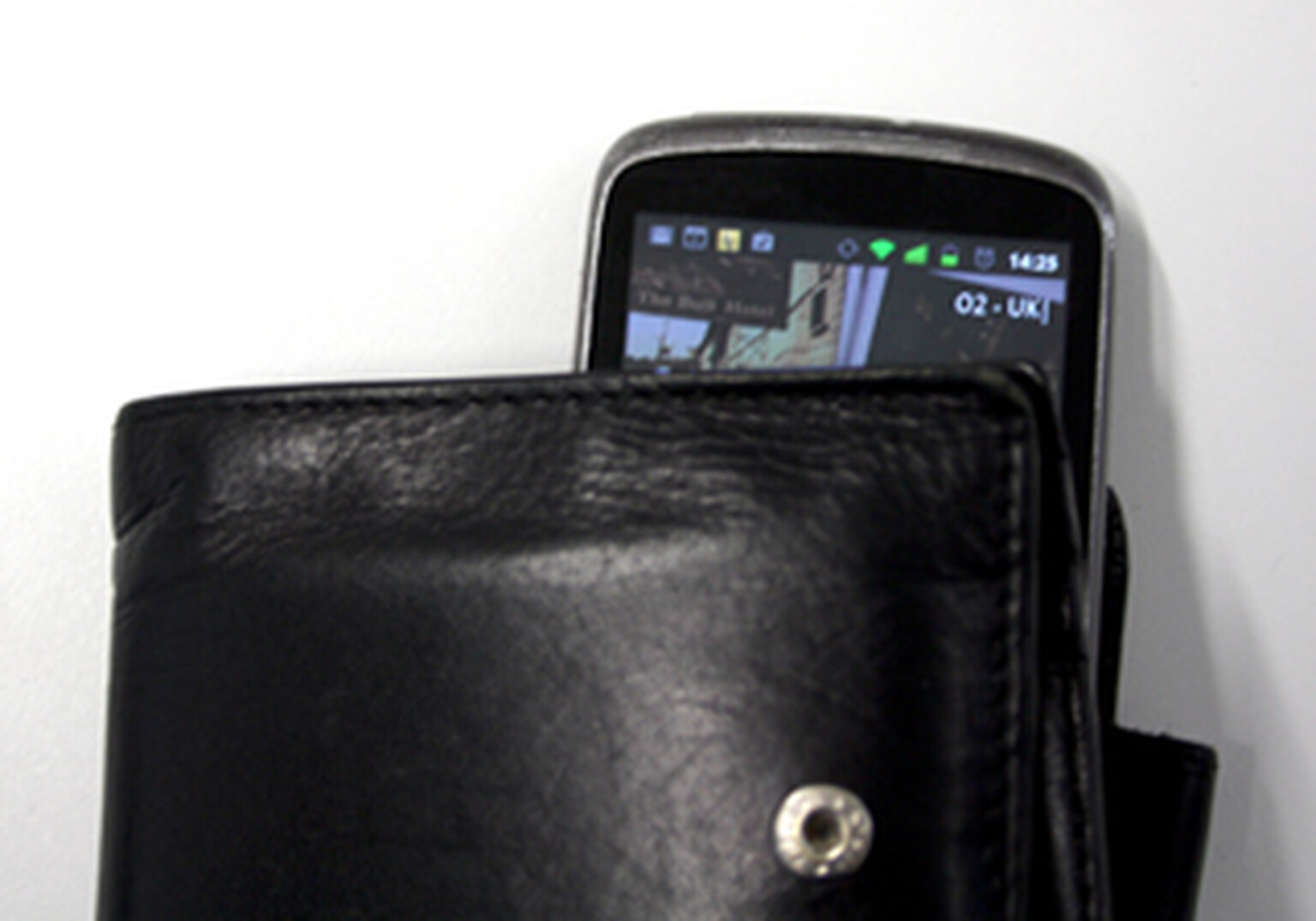 O2 announces NFC ‘mobile wallet service’, coming this year