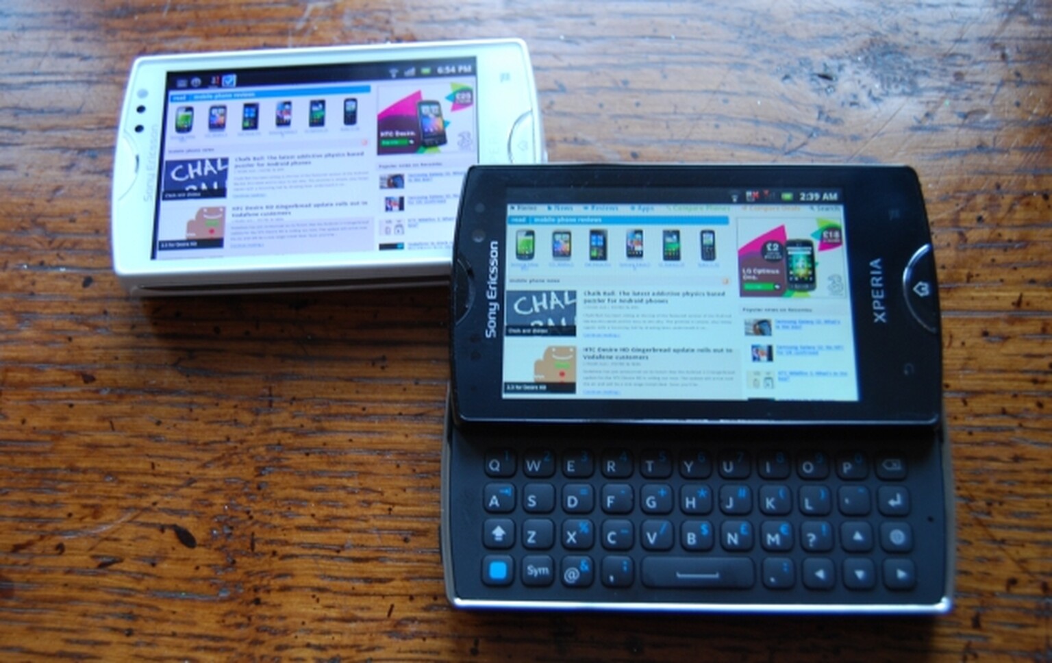 Sony Ericsson Xperia Mini,  Xperia Mini Pro: Hands-on gallery and X10 Mini comparison