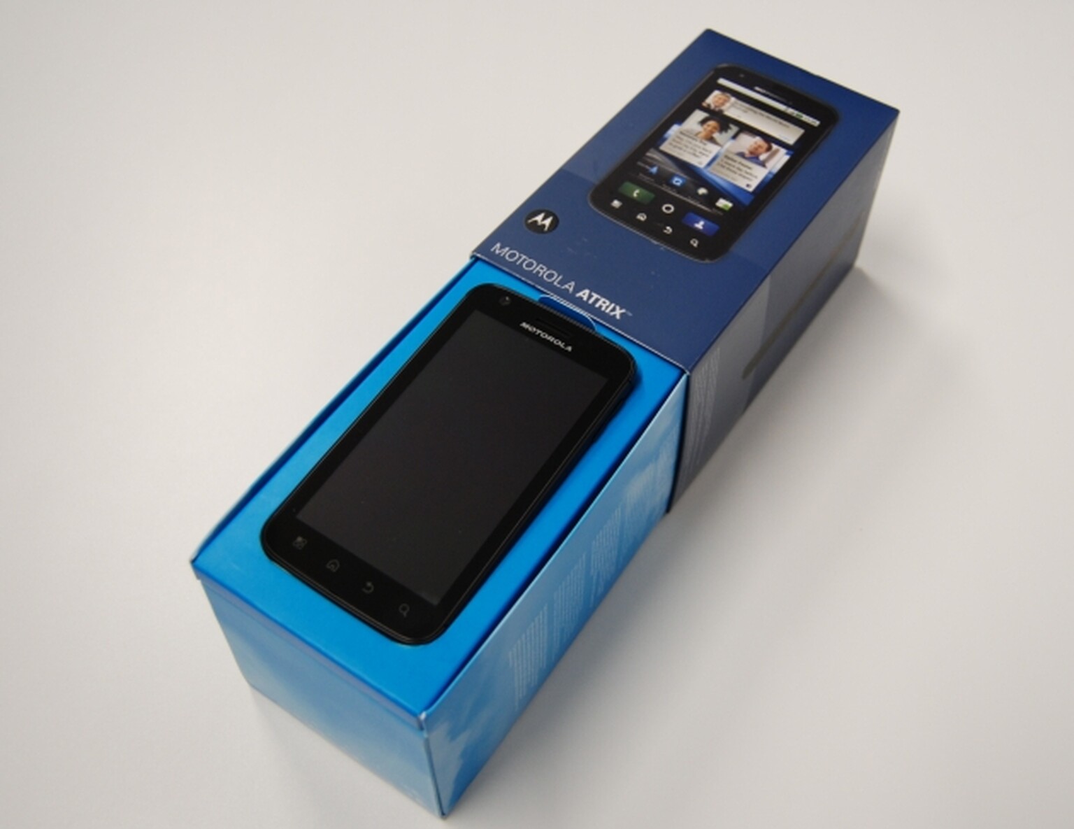 Motorola Atrix: What's in the box?