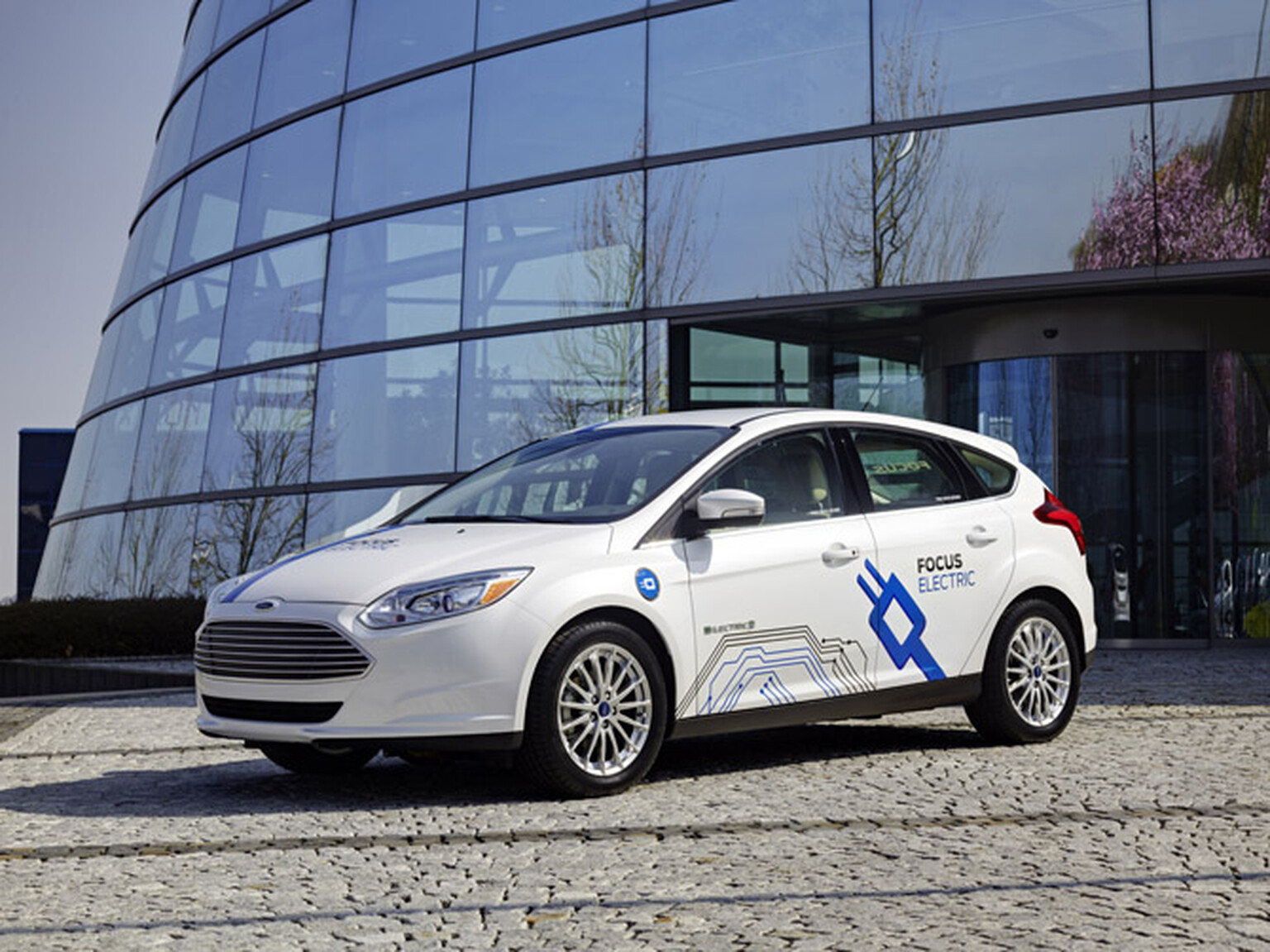 Ford Focus Electric UK price and release date confirmed