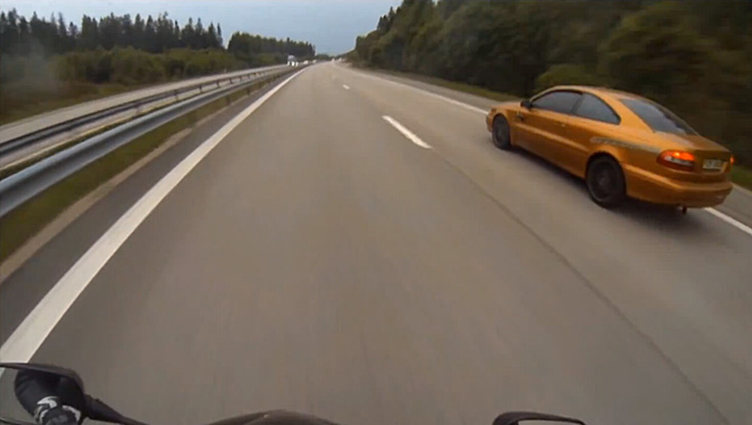 Watch this 677bhp Volvo destroy a super bike