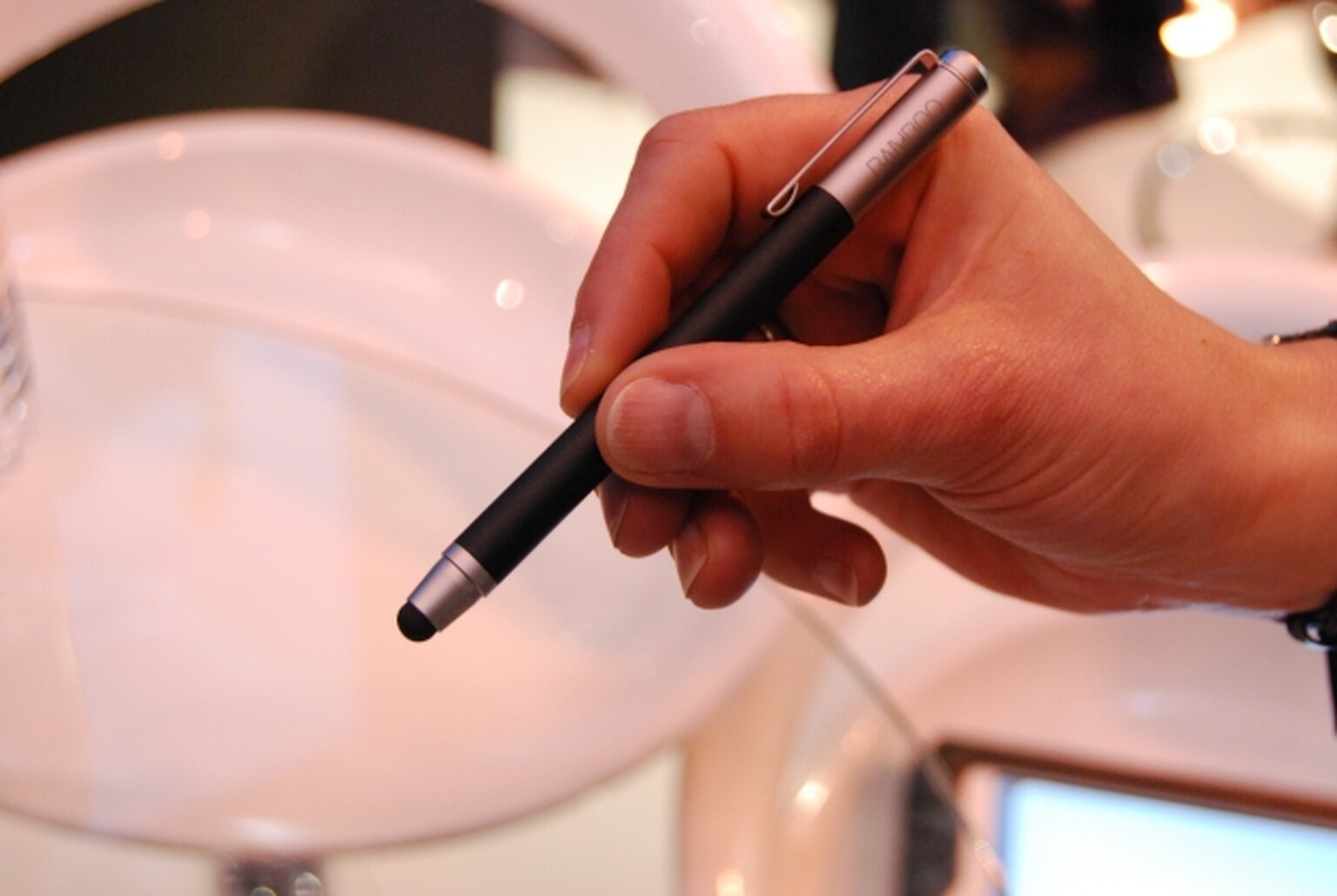 Wacom iPad stylus unveiled:  We get drawing with the Bamboo Stylus