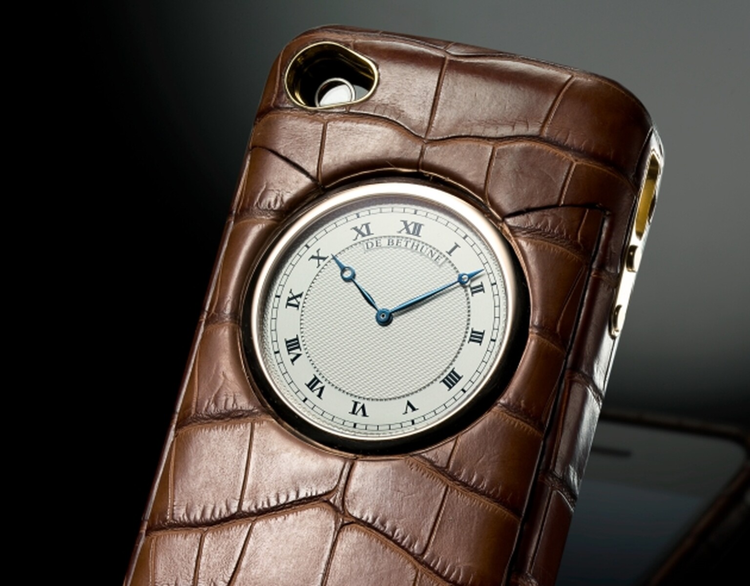 The latest bizarre accessories for the iPhone