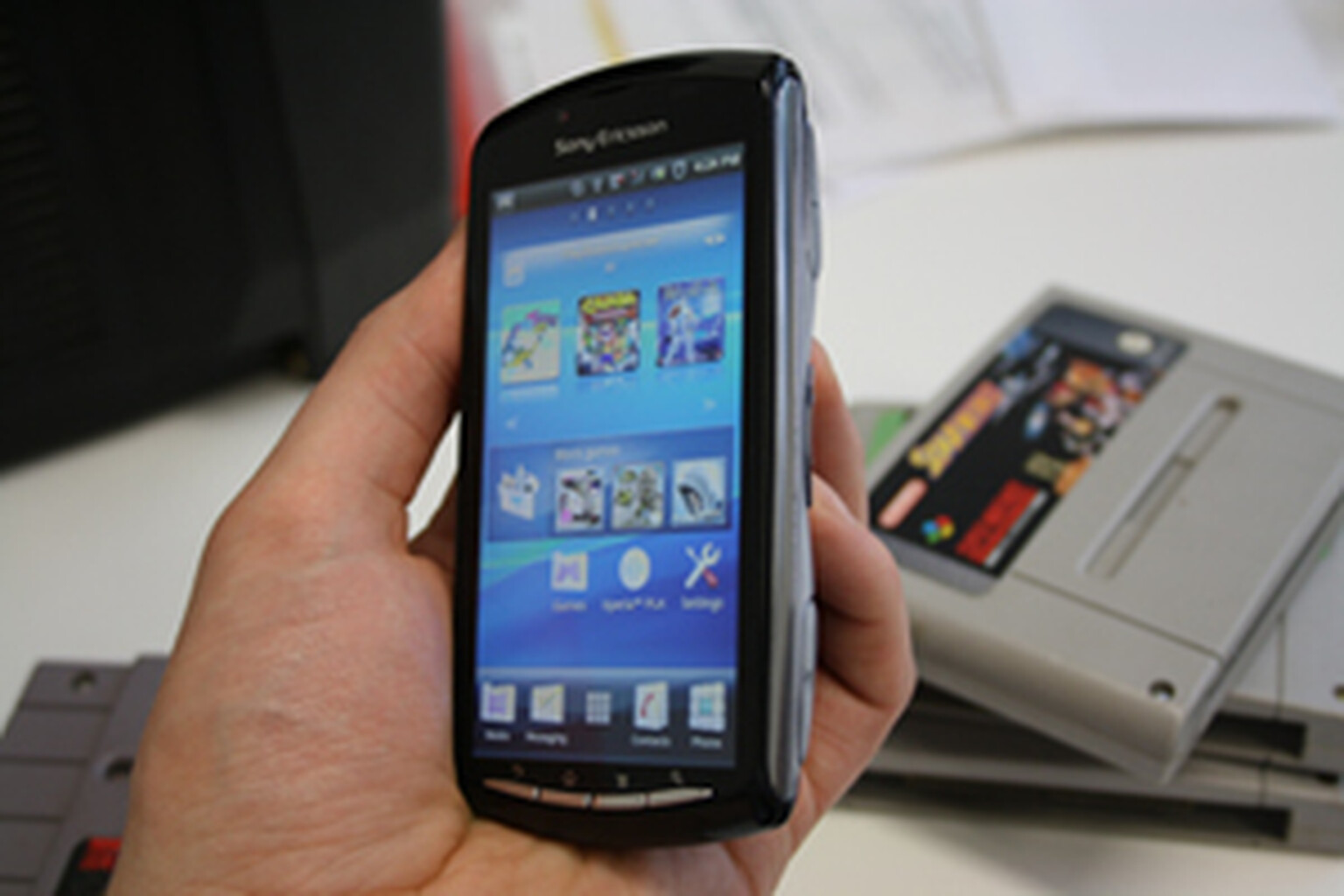 Sony Ericsson Xperia Play launches with over 60 titles, PS1 classics priced at £3.99