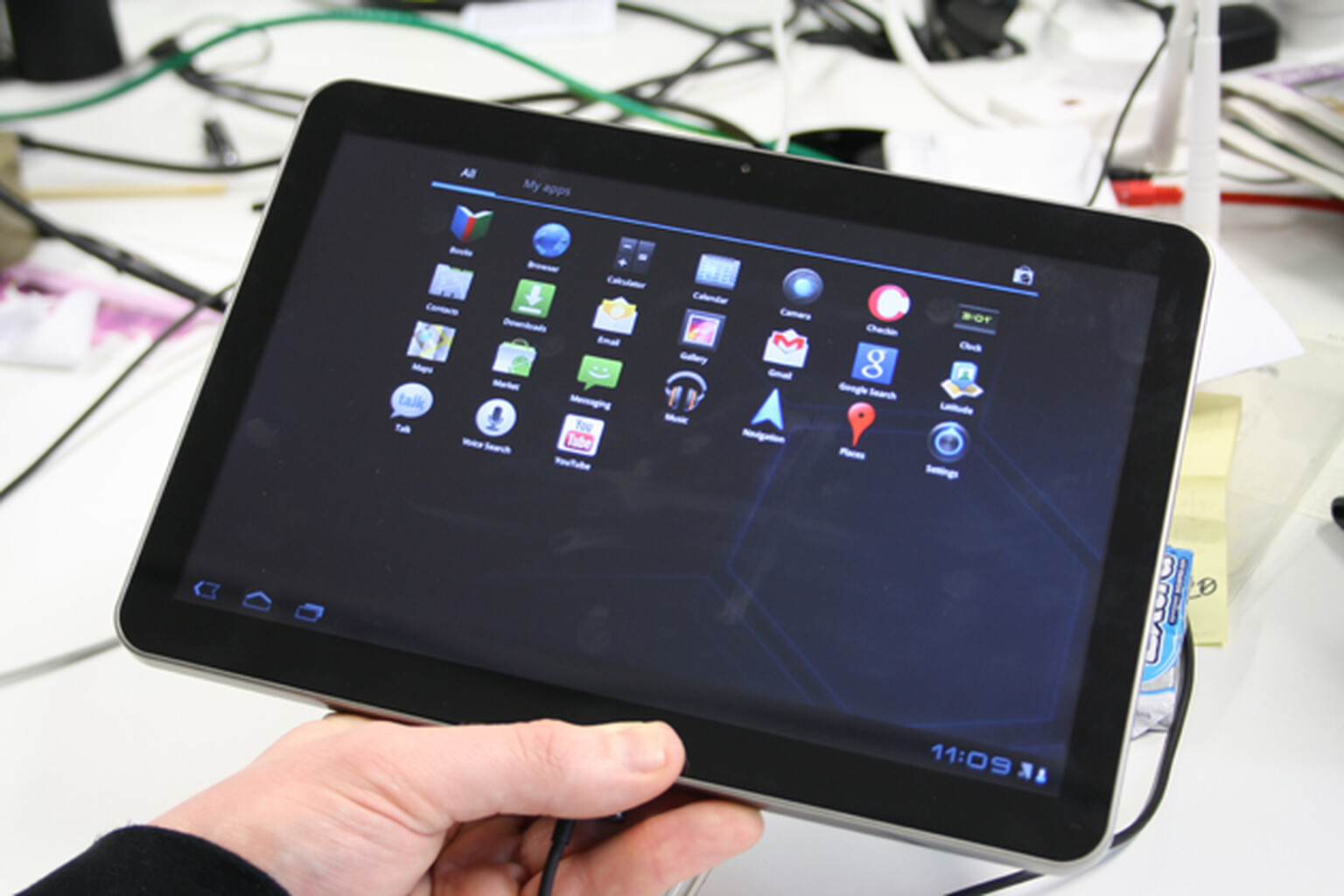 Hands on with the Vodafone-exclusive Samsung Galaxy Tab 10.1