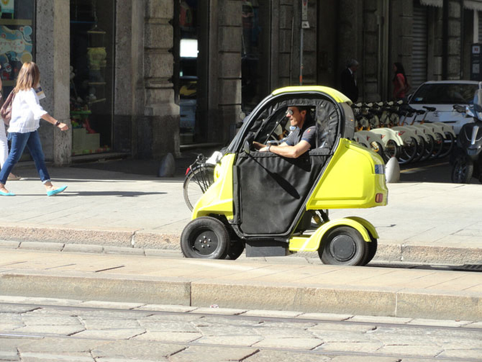Women prefer men in eco-friendly cars, survey says
