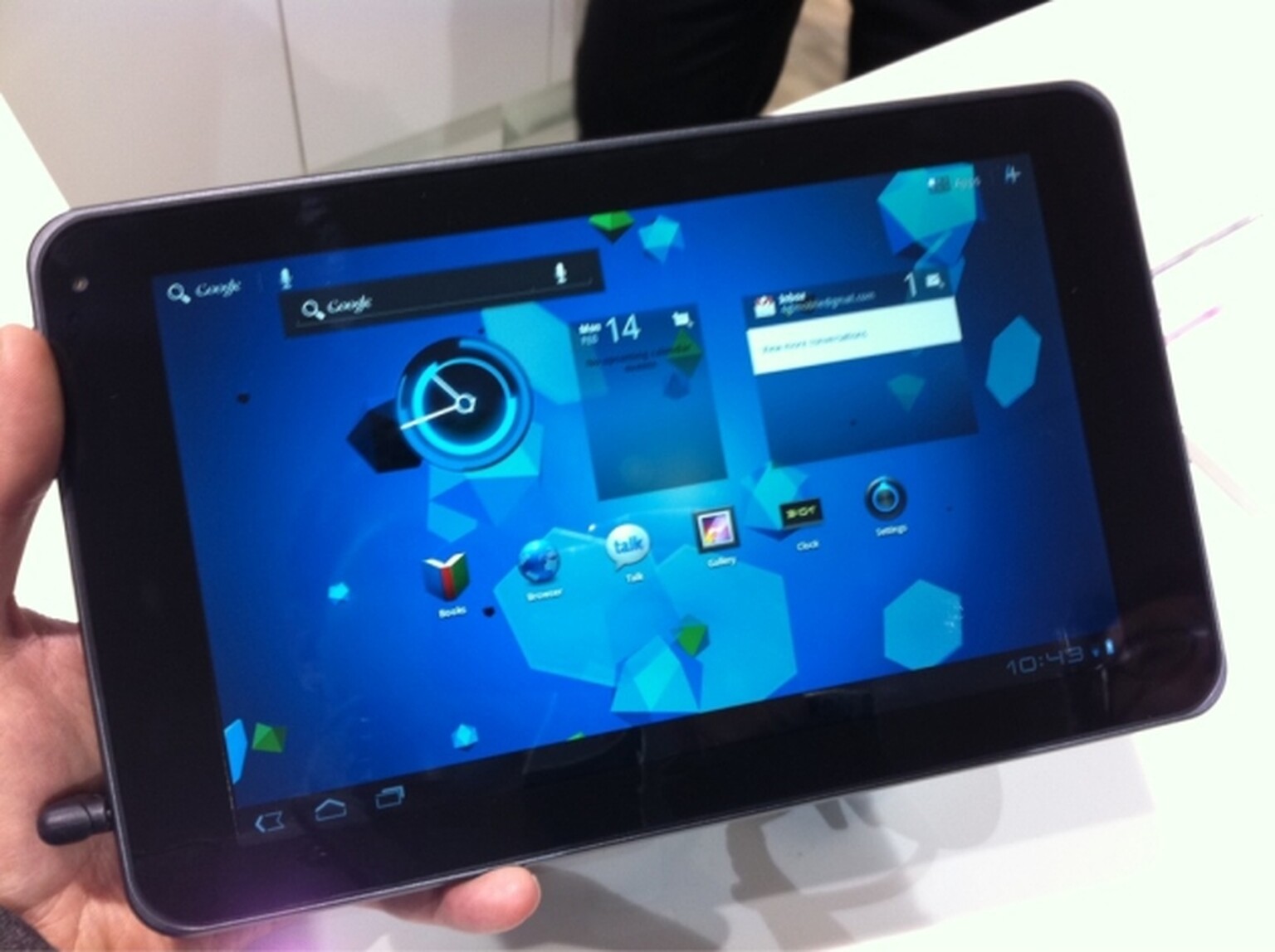 LG Optimus Pad: Photo gallery