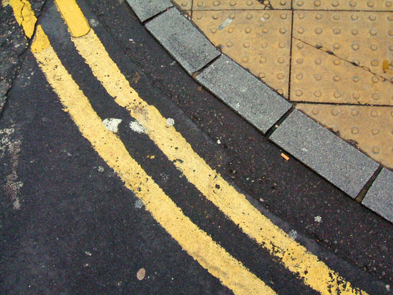 Councils urged to ditch yellow lines