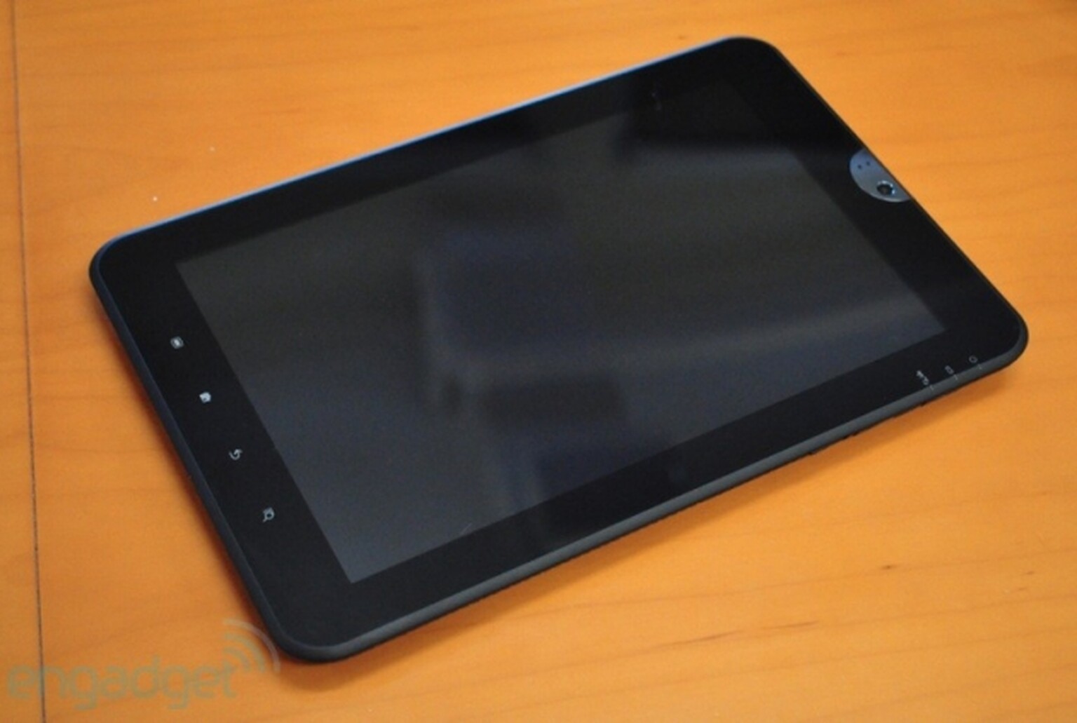 Toshiba’s 10.1-inch Tegra 2-powered Android 3.0/Honeycomb tablet gets leaked