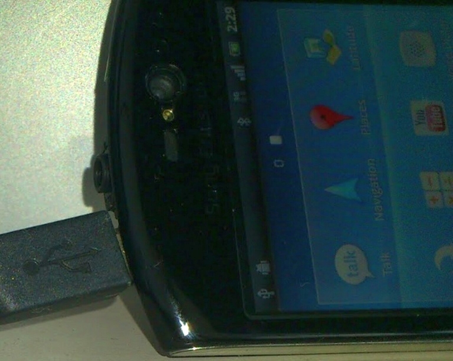 Mystery Sony Ericsson handset has mammoth front-mounted camera