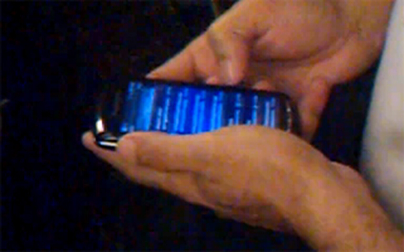 Is this the PSP Phone? Sony Ericsson Z1 caught on video in Greece