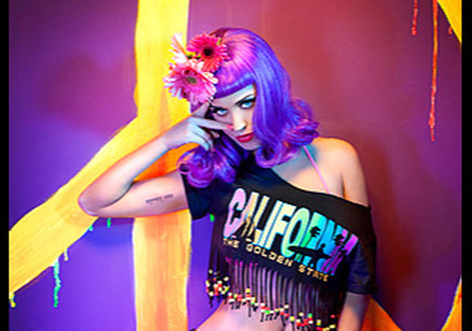 Katy Perry and Nicki Minaj join VH1 Divas iPhone party