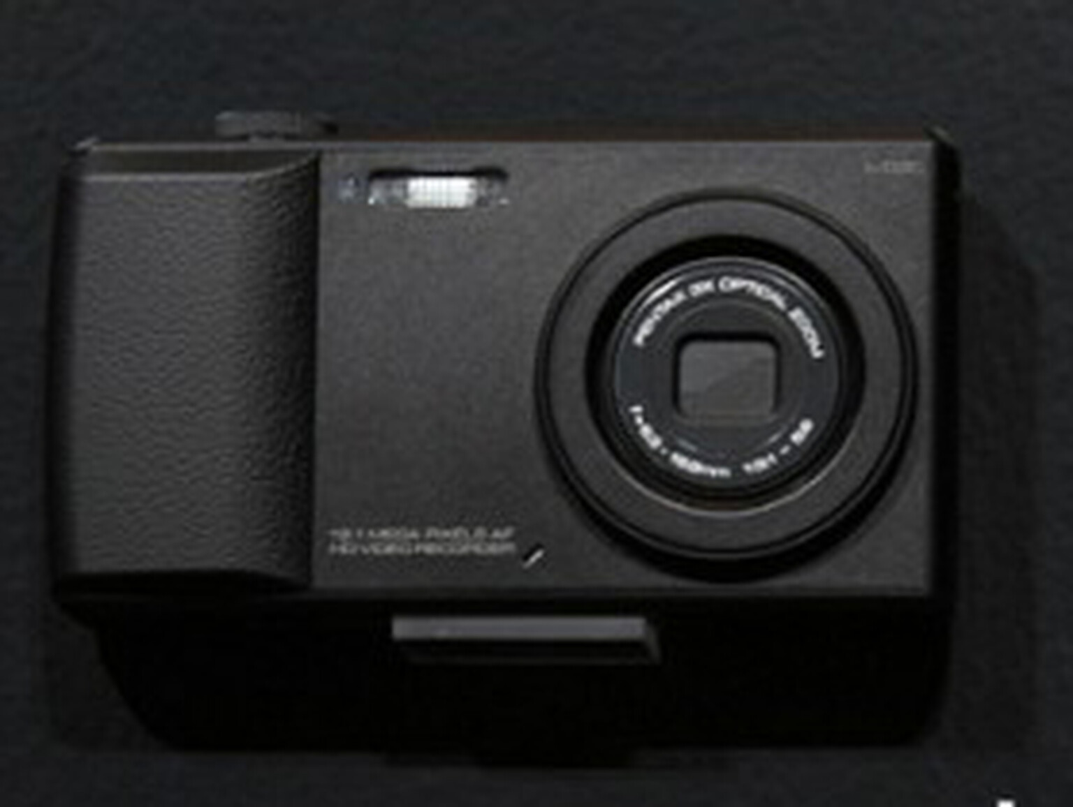 LG reinvents the wheel by sticking a phone in a camera