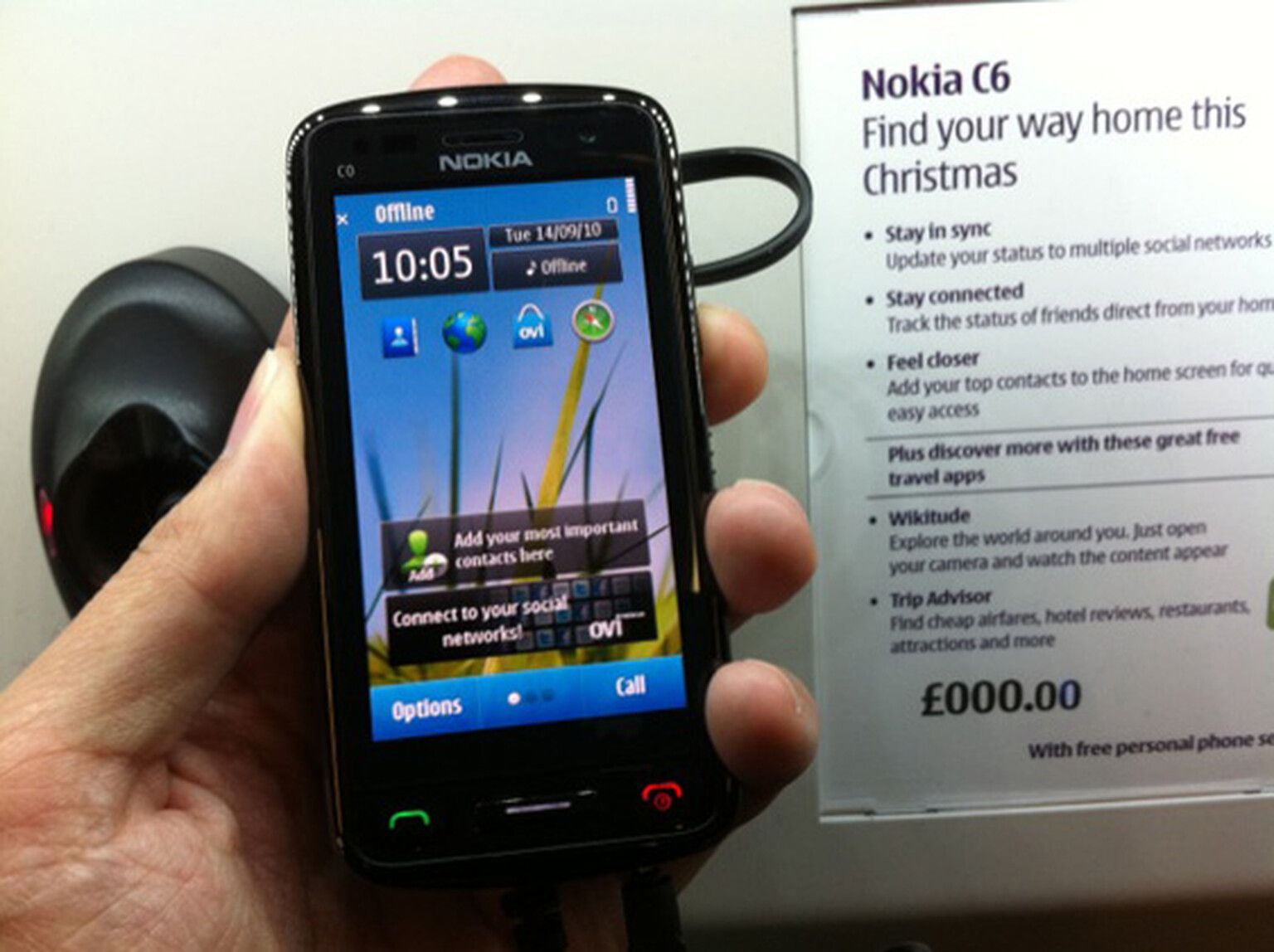 Nokia C6-01 now shipping to retailers: In plenty of time for Christmas