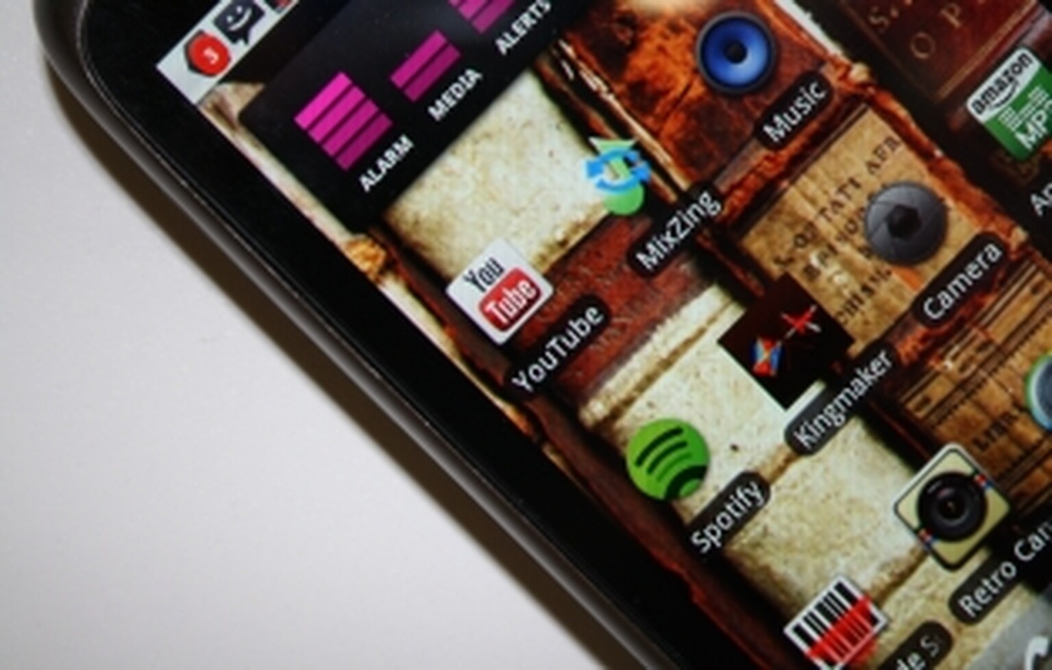 YouTube app for Android 2.2 phones gets an update via Android Market