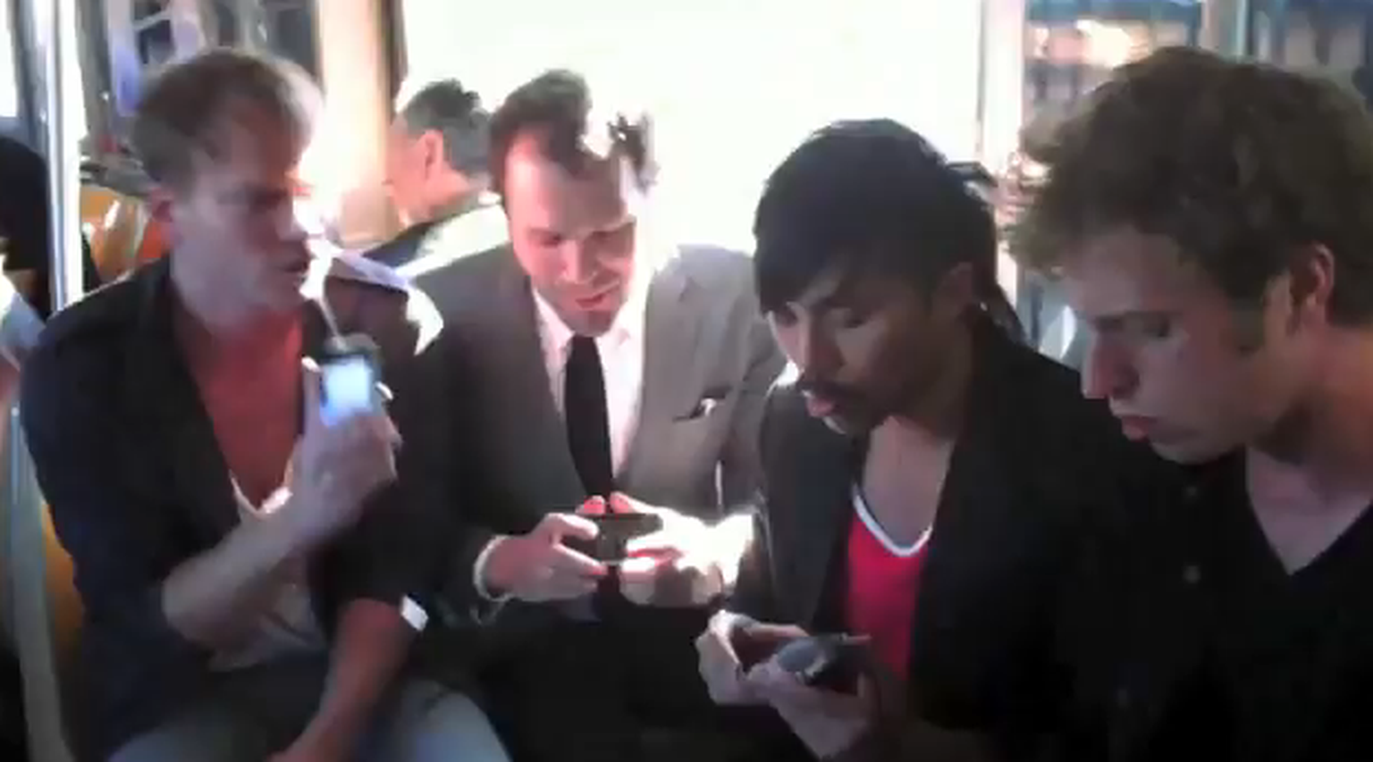 Gutsy band performs on NYC subway using just iPhones