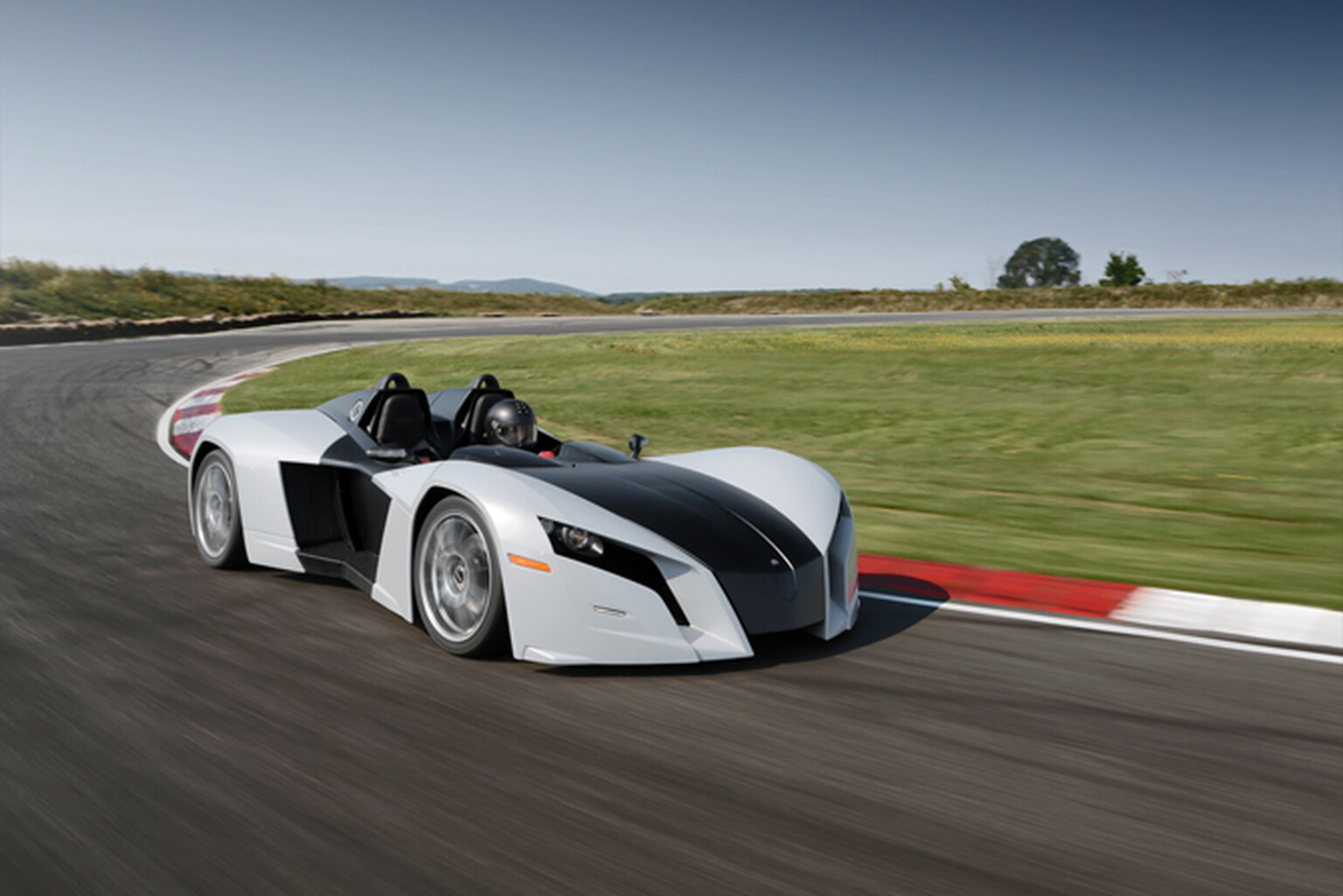 Magnum MK5 is a 545kg track day weapon