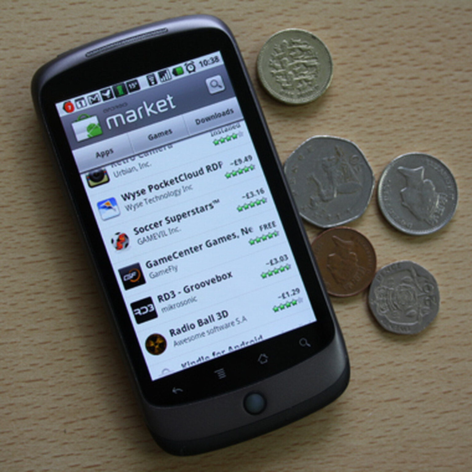 Paid apps in Android Market now listed in local currency