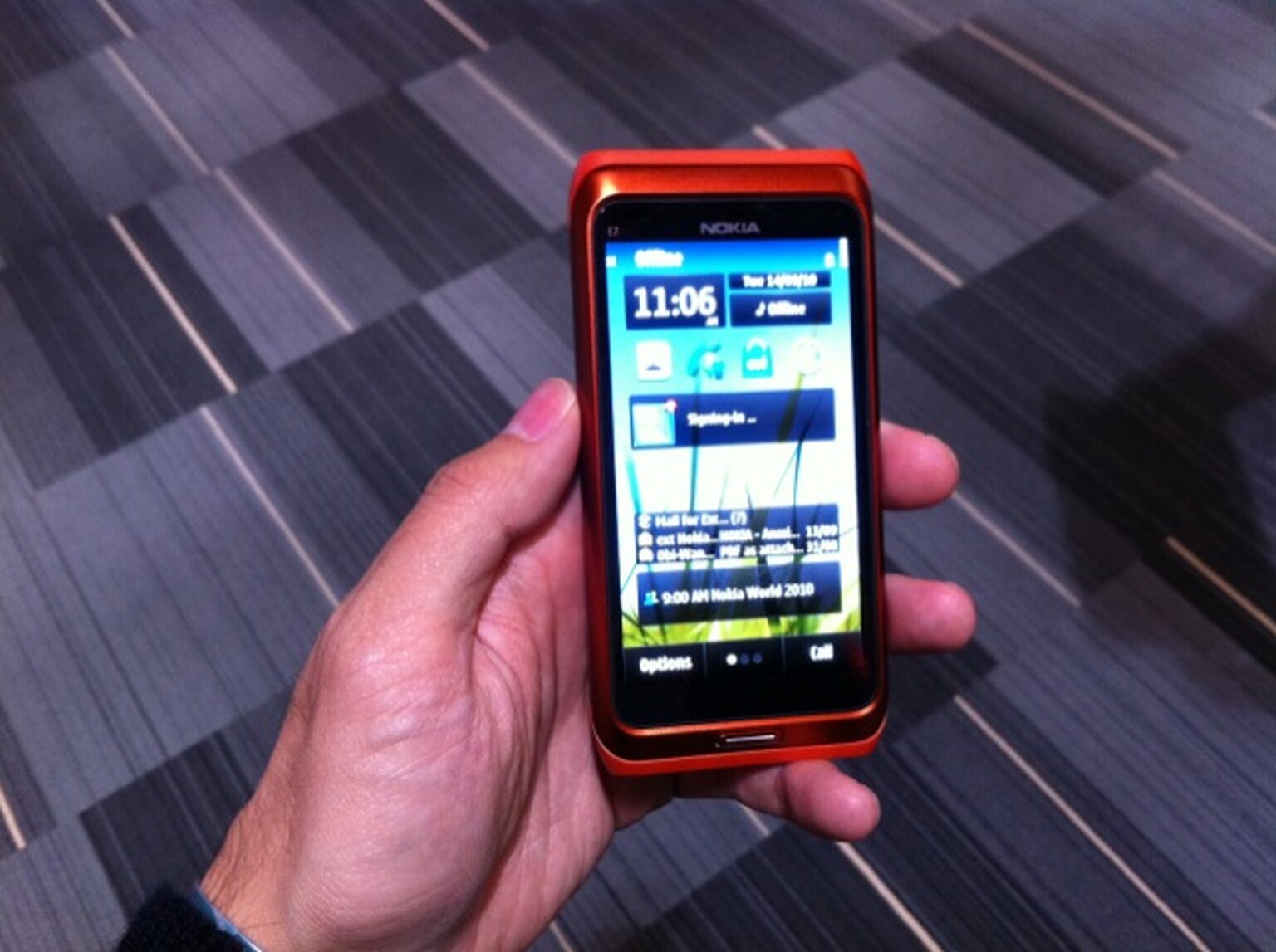 Nokia E7 hands-on video and photos