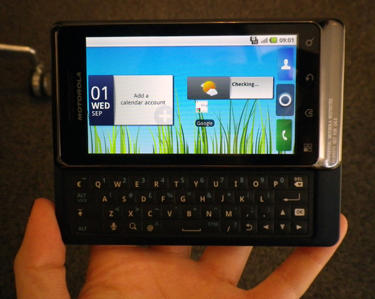 Motorola Milestone 2 announced for the UK: Tethering goodness and Android 2.2