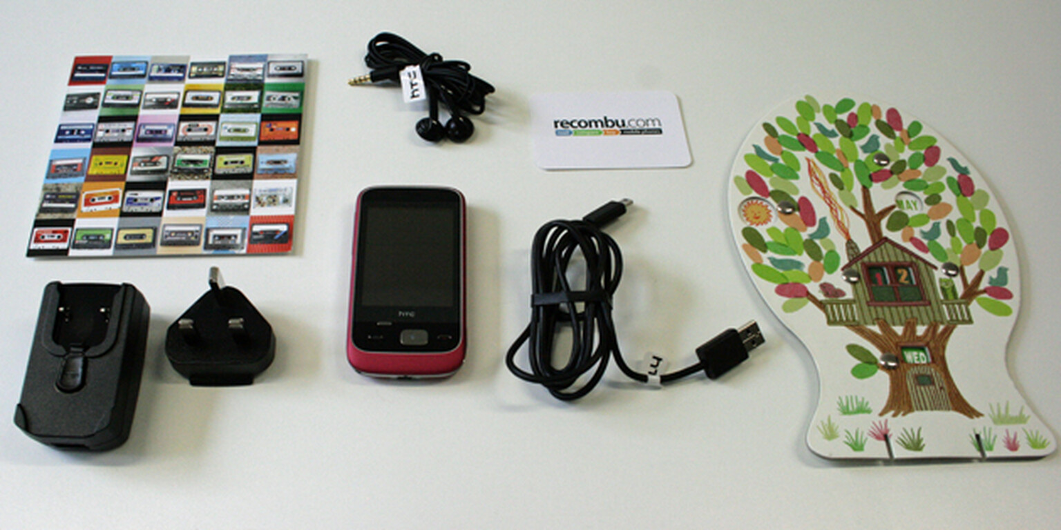 HTC Smart: What's in the box?