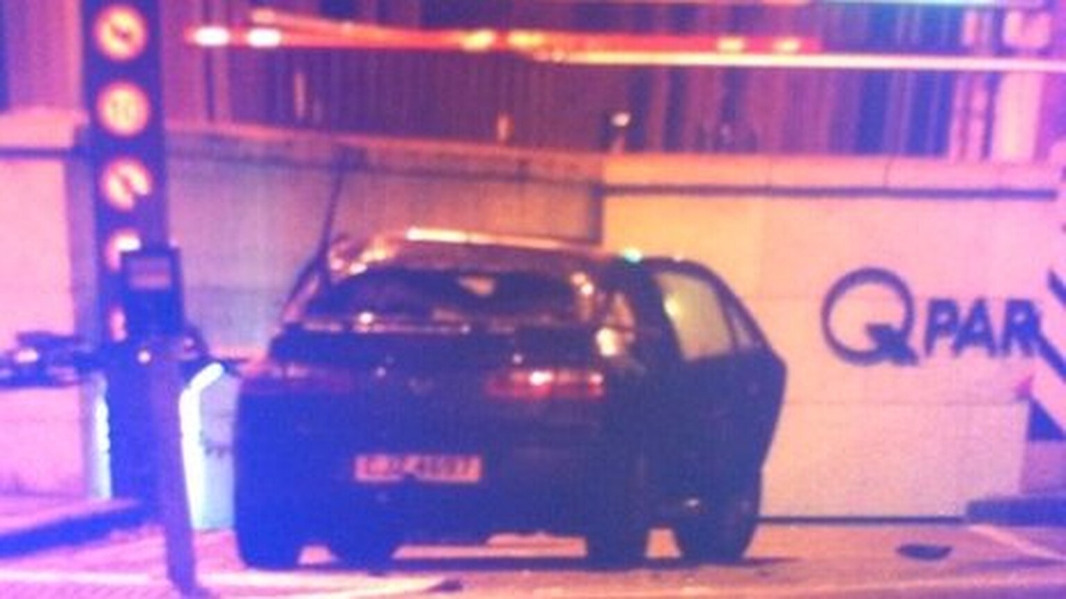 60kg car bomb partially explodes in Belfast