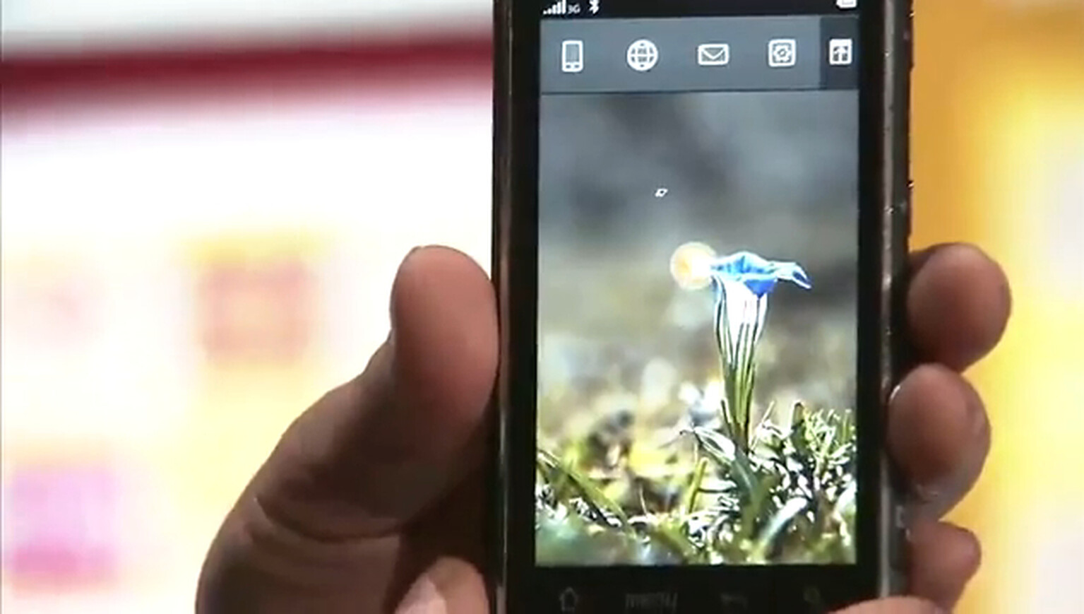 Nokia and Intel show off MeeGo 1.0
