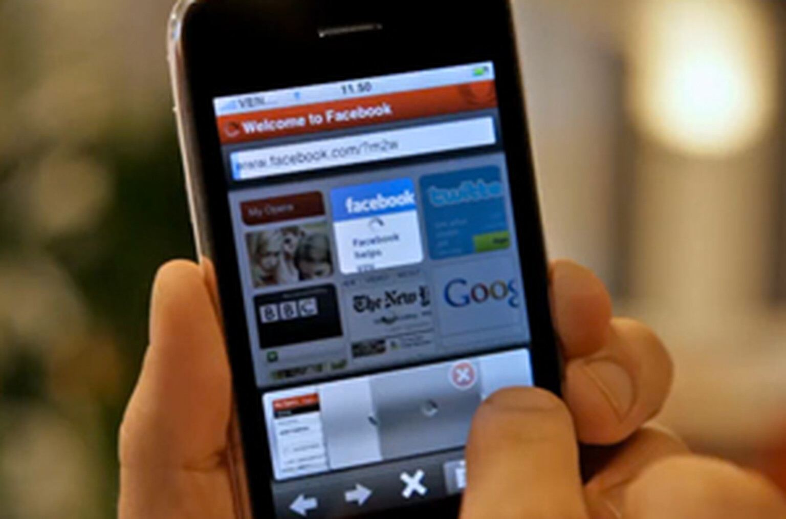 Apple approves Opera Mini for iPhone